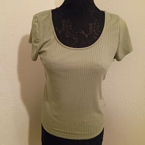 Men's Ribbed Olive Tee